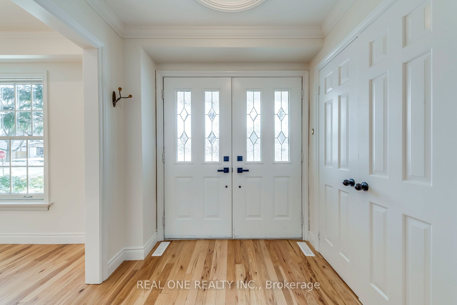 Additional image 4 of 1585 Crombie Road, Mississauga, ON, L5J 4J1