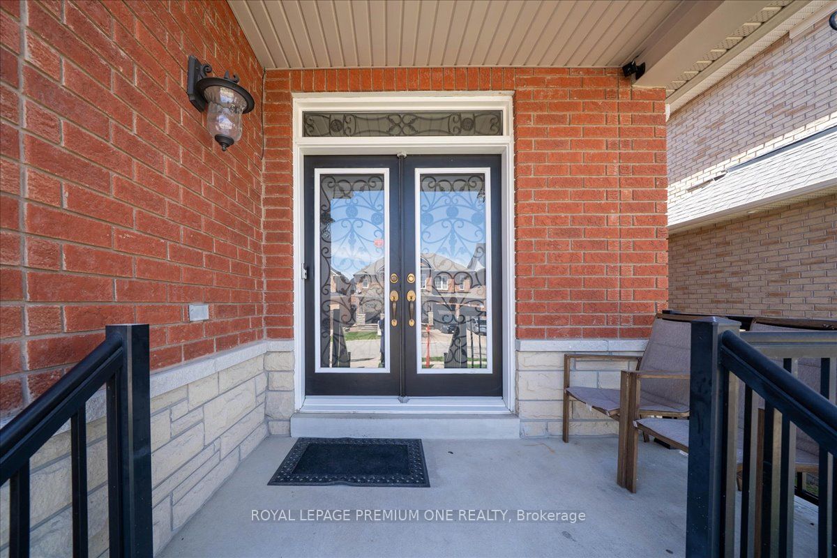 Additional image 4 of 30 Monabelle Crescent, Brampton, ON, L6P 1W5