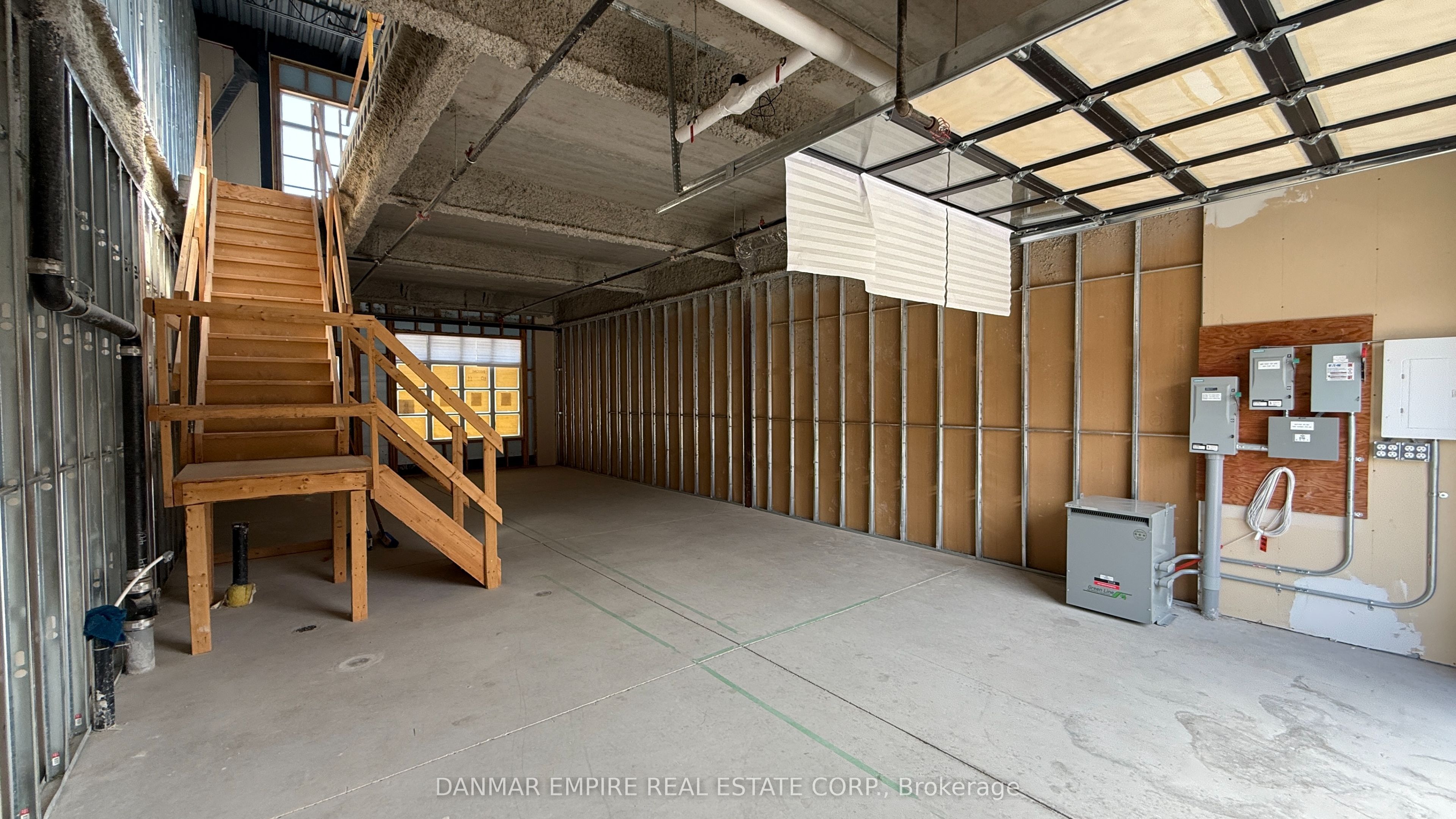 Additional image 6 of 6-68 Jutland Road, Toronto, ON, M8Z 2H1