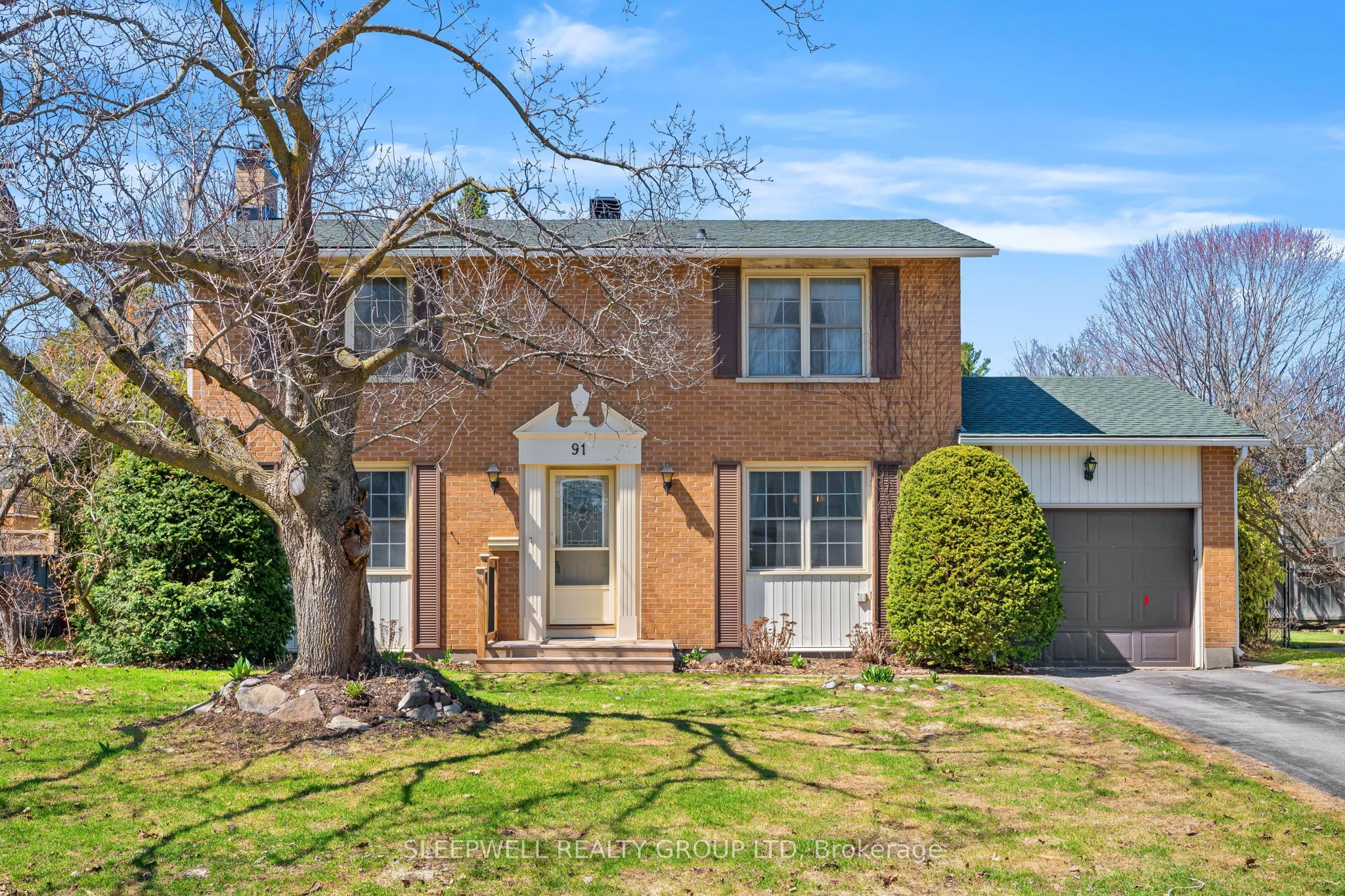91 Country Lane W, Ottawa, ON, K2L 1J4