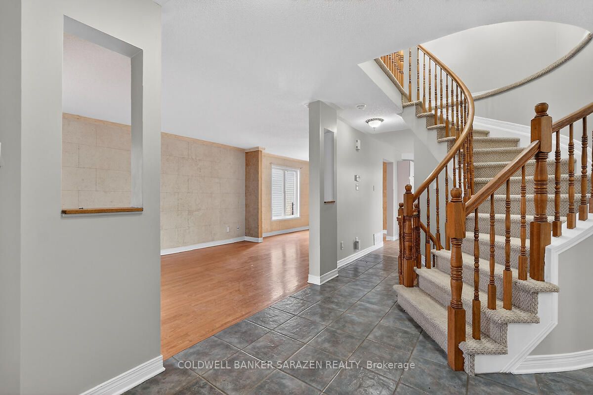 Additional image 5 of 33 Rialto Way, Ottawa, ON, K1T 4B3