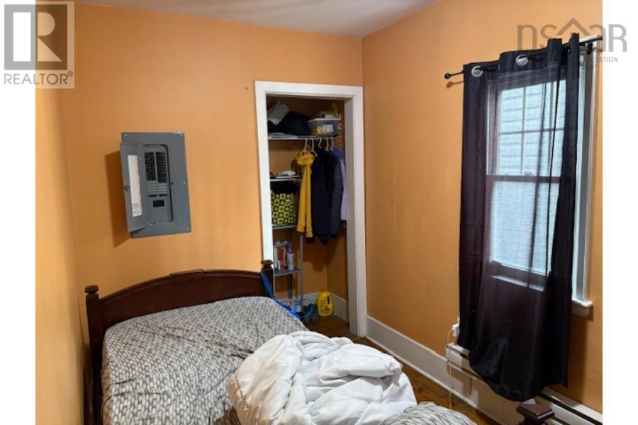 Additional image 3 of 6411 Quinpool Road, Halifax, NS, B3L1A7