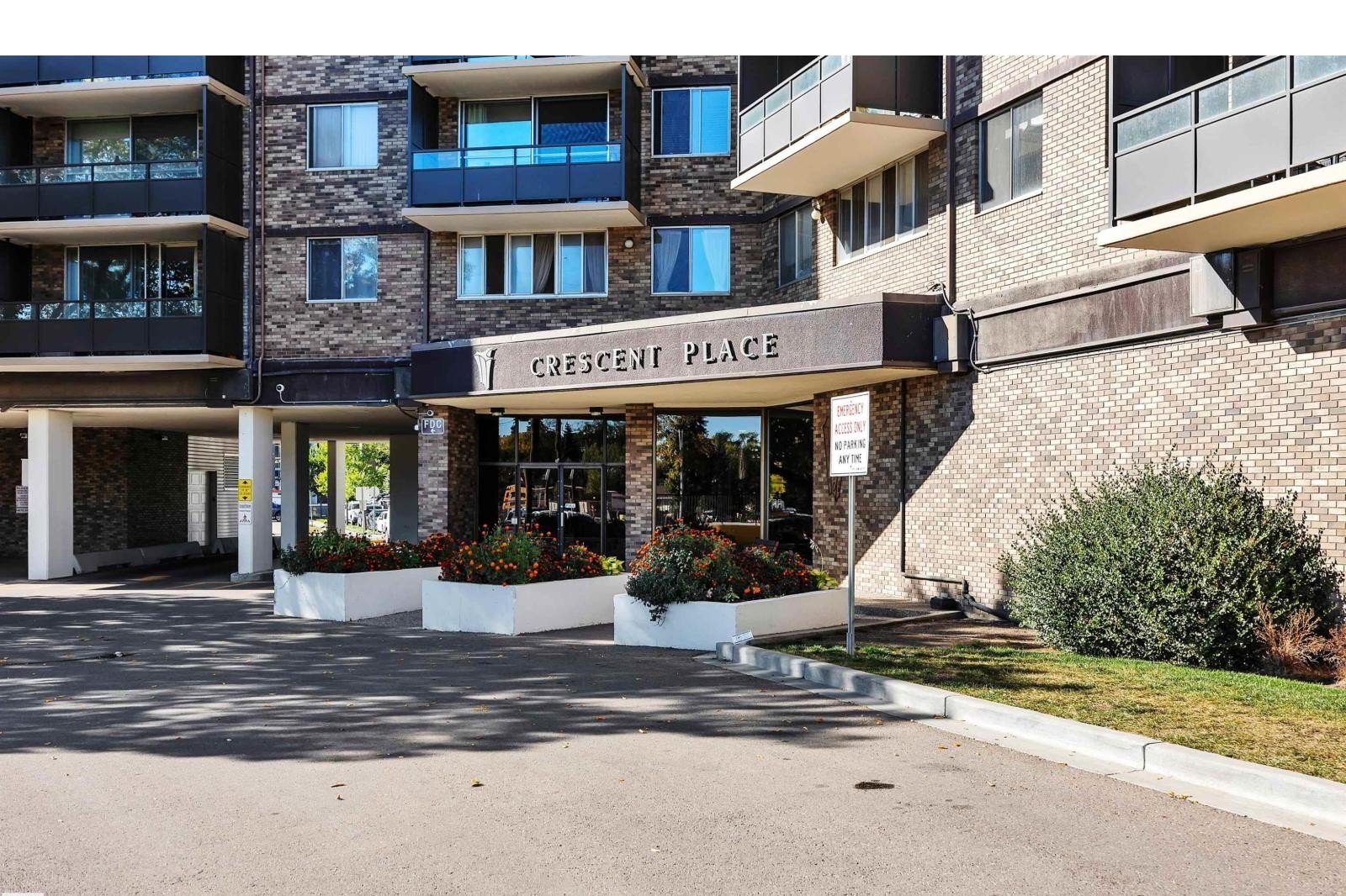 Additional image 8 of 1412-13910 Stony Plain Road NW, Edmonton, AB, T5N3R2