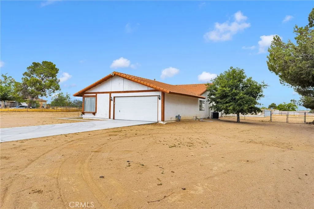 Additional image 114 of 14798 Dos Palmas Road, Victorville, CA 92392