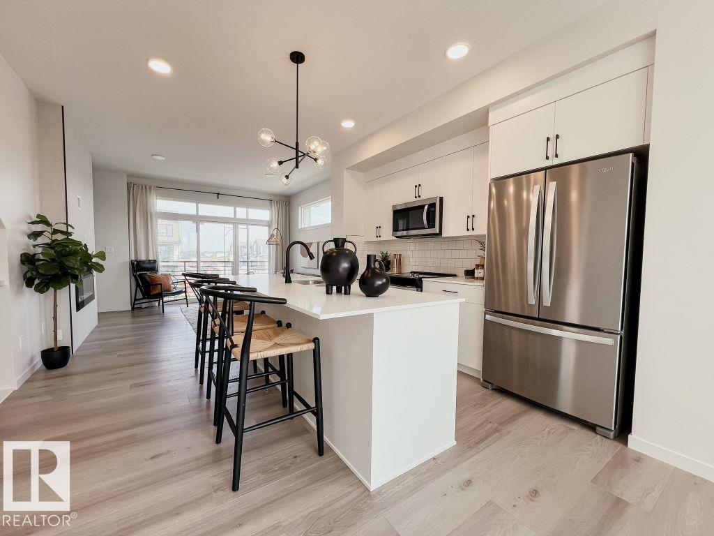 Additional image 3 of 305 32 Street SW, Edmonton, AB, T6X3C8