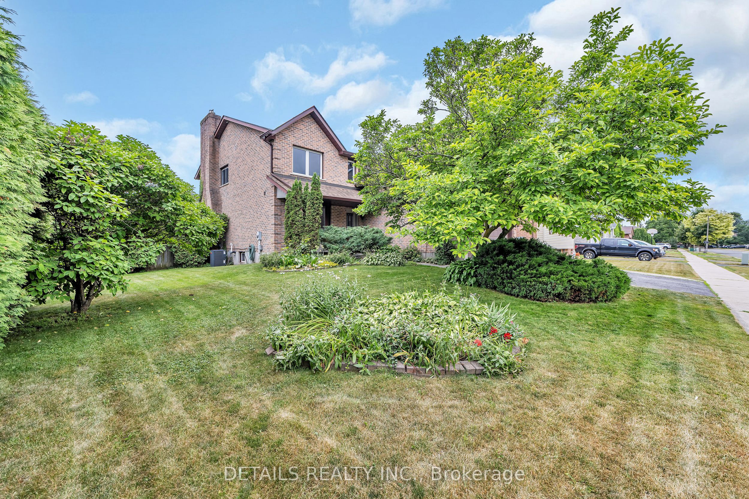 1020 Ambleside Crescent, Kingston, ON, K7P 2B3