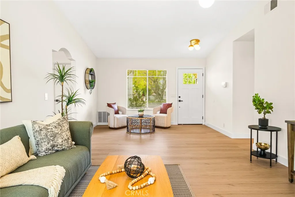 Additional image 7 of 977 N Driftwood Ave, Rialto, CA 92376