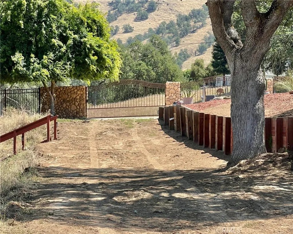 Additional image 61 of 7197 Perlman Dr, Sanger, CA 93657