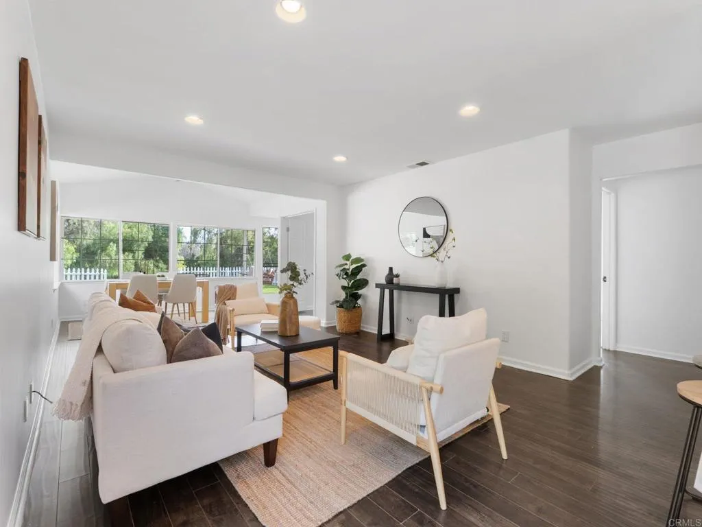 Additional image 12 of 946 Osborne Street, Vista, CA 92084