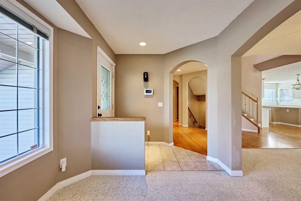 Additional image 4 of 805 Panorama Hills Drive NW, Calgary, AB, T3k 4x4