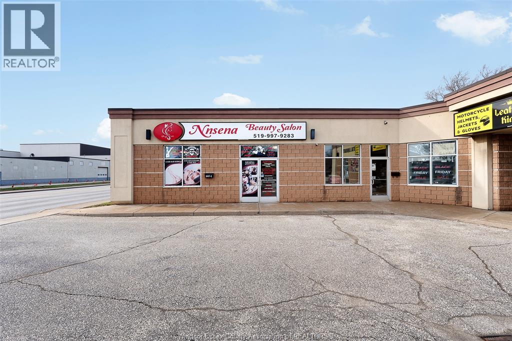 2-2822 Howard , Windsor, ON, N8X3Y2