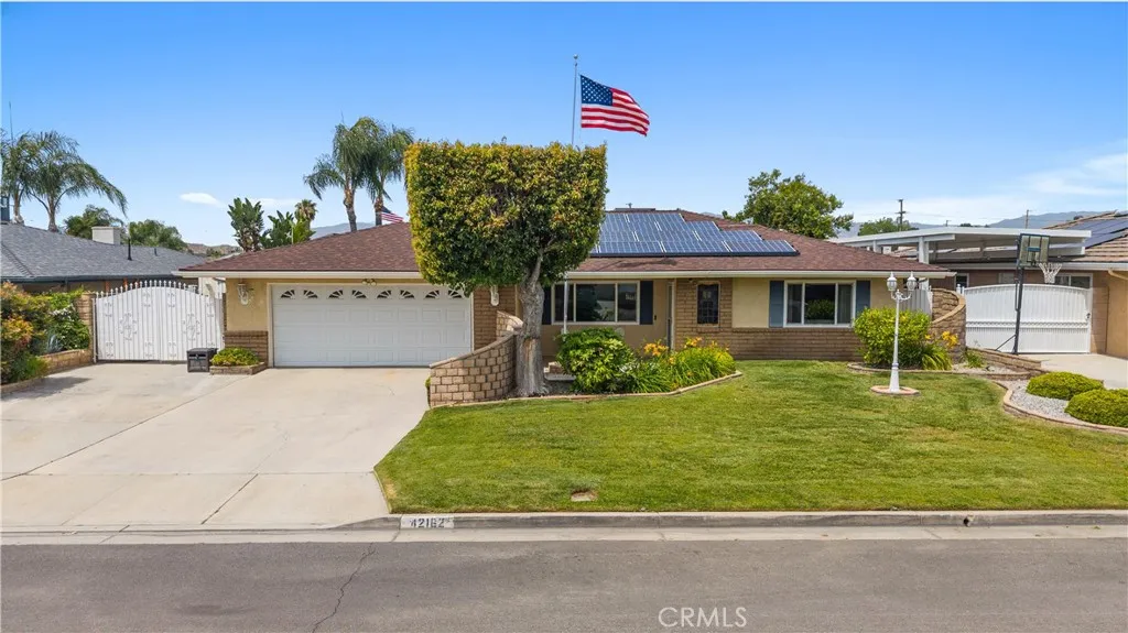 42162 Carnegie Ave, Hemet, CA 92544 photo 2