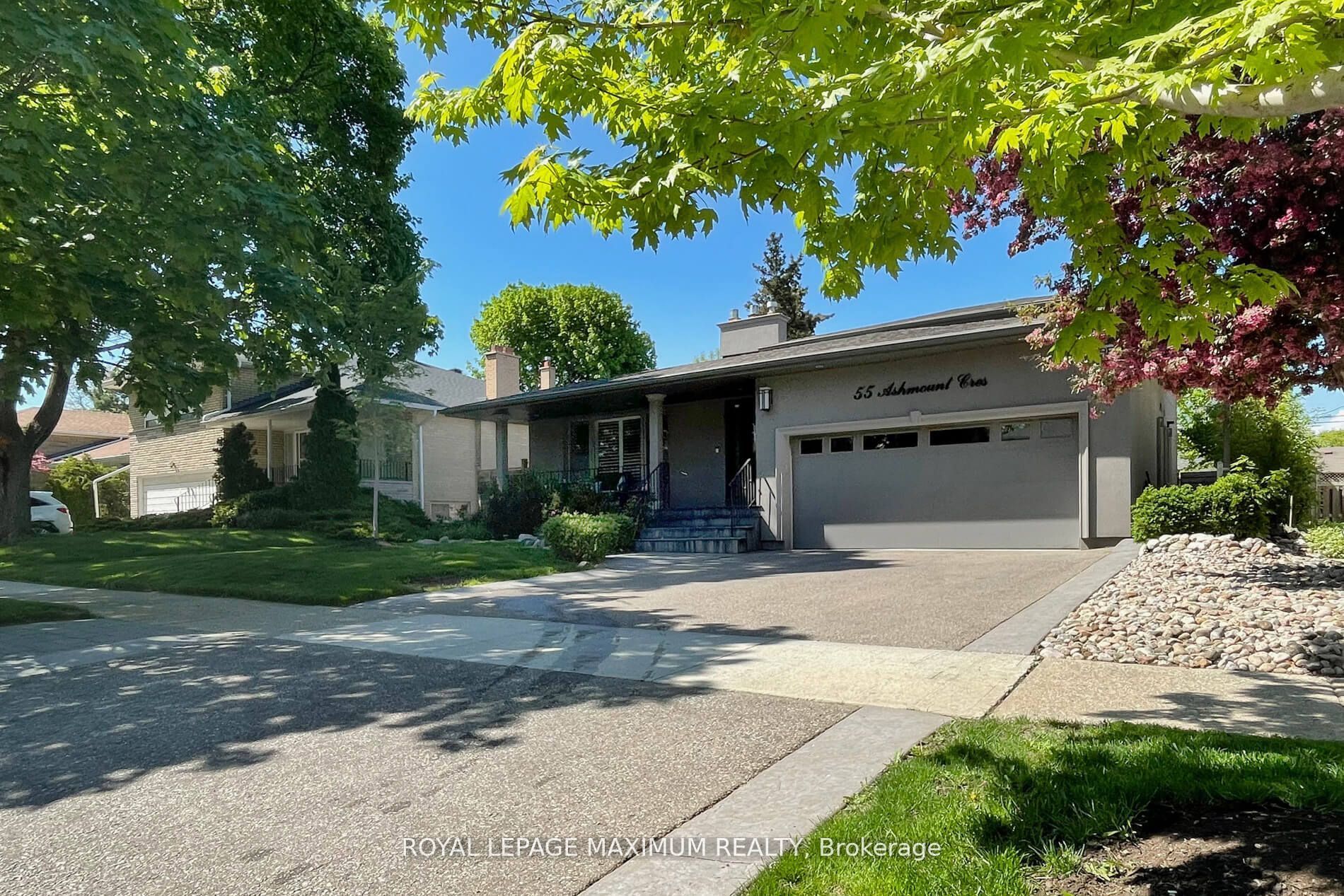 55 Ashmount Crescent, Toronto, ON, M9R 1C9