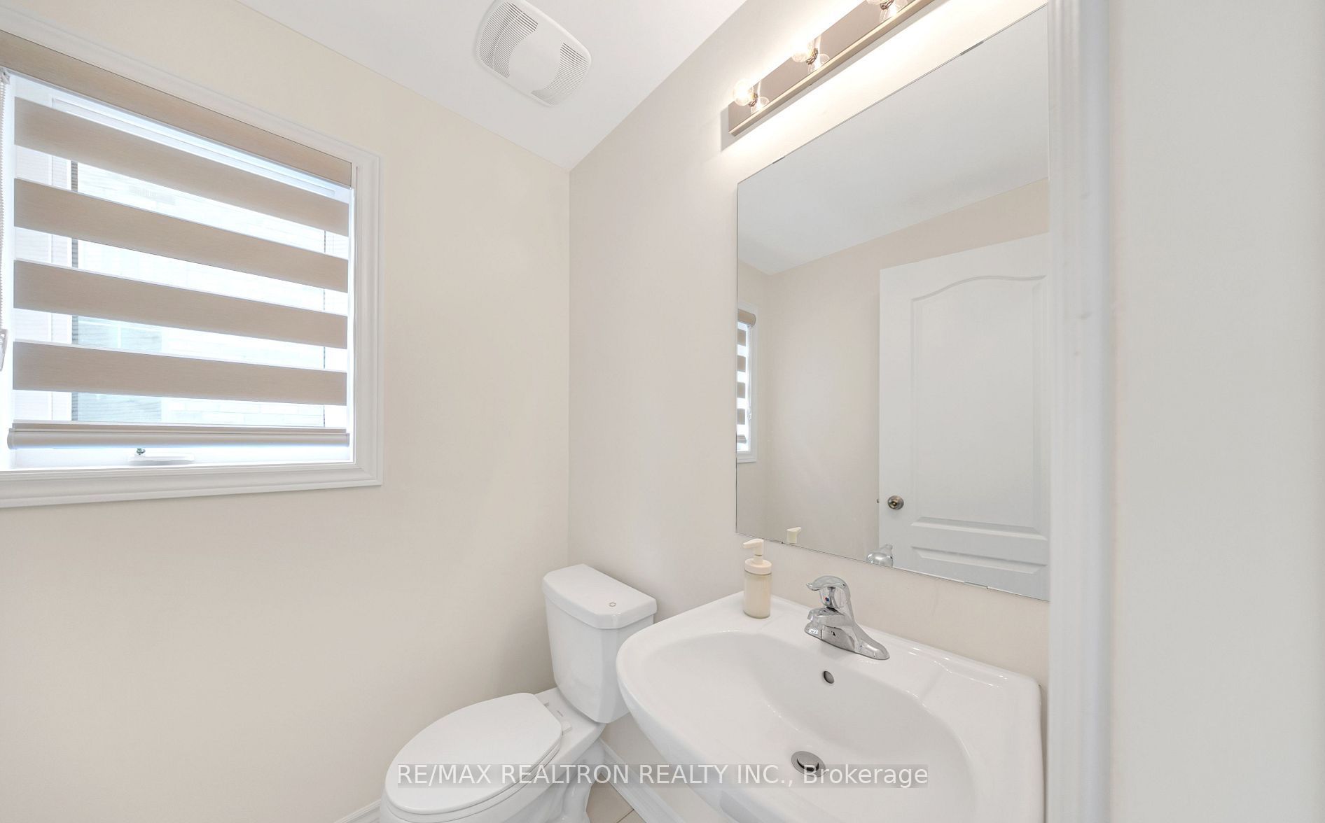 Additional image 5 of 126 North Garden Boulevard, Scugog, ON, L9L 1B3