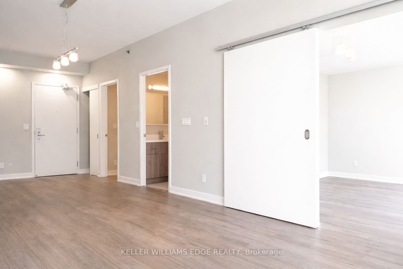 Additional image 3 of 1013-21 Nelson Street, Toronto, ON, M5V 1T8