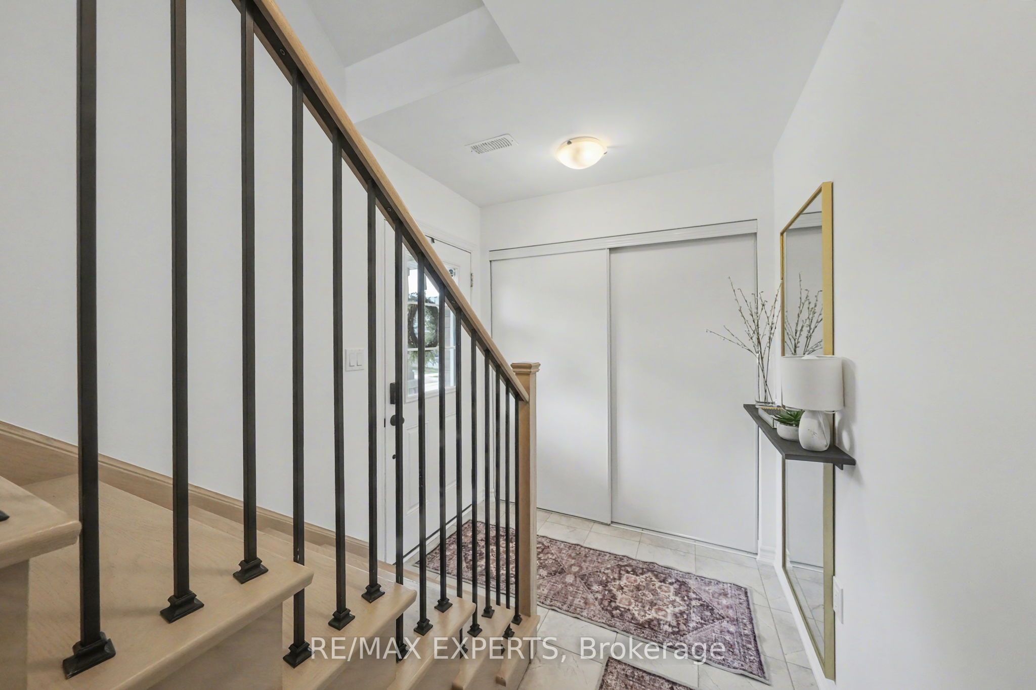 Additional image 3 of 2 Pumpkin Corner Crescent, Barrie, ON, L9J 0T6