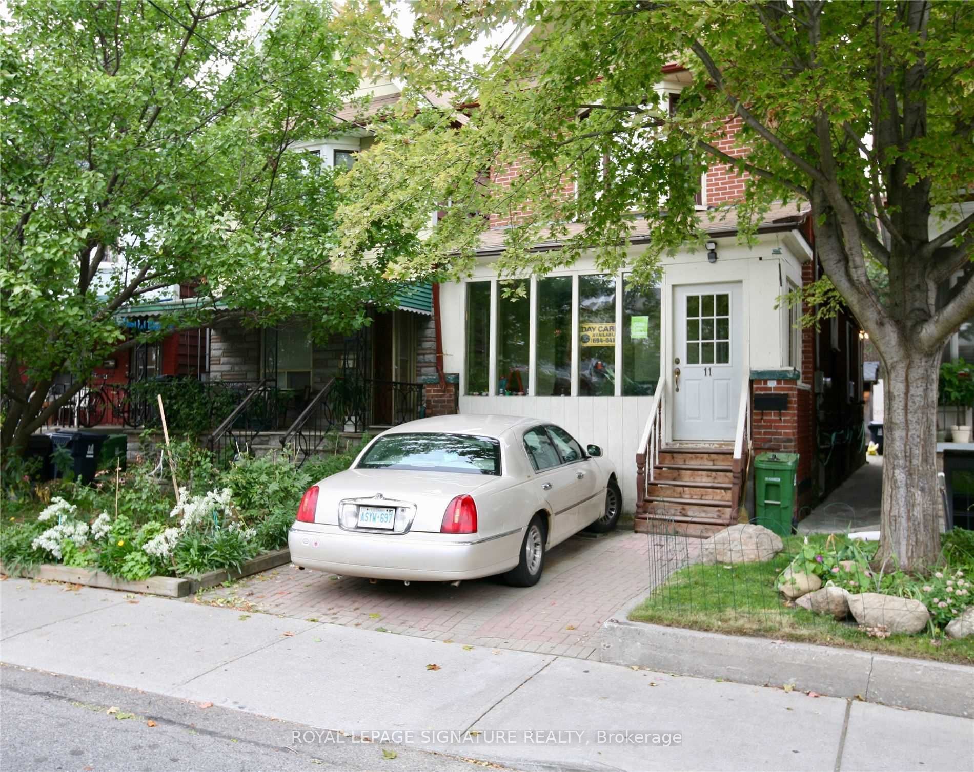 Bsmt-11 Ferrier Avenue, Toronto, ON, M4K 1M8