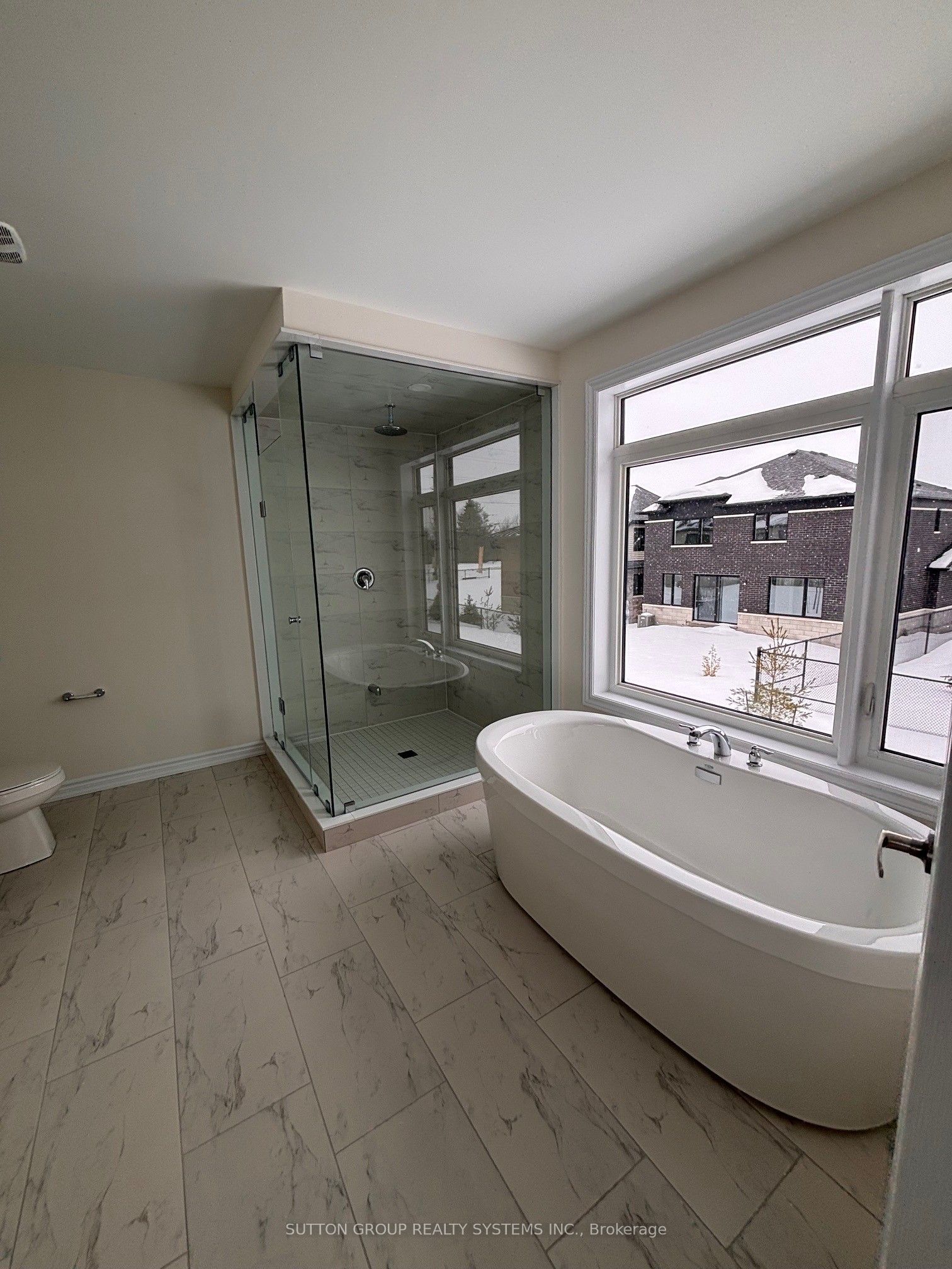 Additional image 5 of 24 Federica Crescent, Wasaga Beach, ON, L9Z 0N5