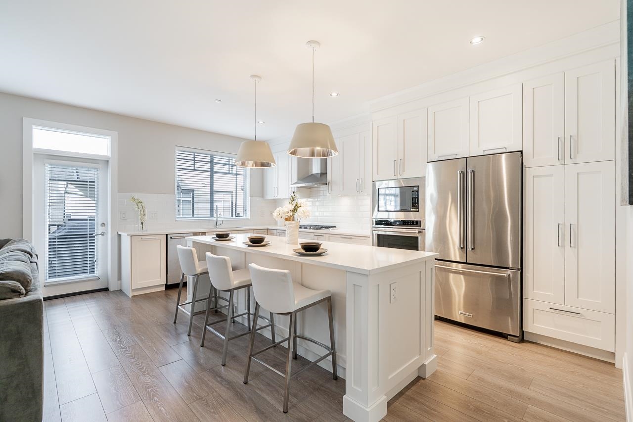 22-19938 70 Avenue, Langley, BC, V2Y 0R1