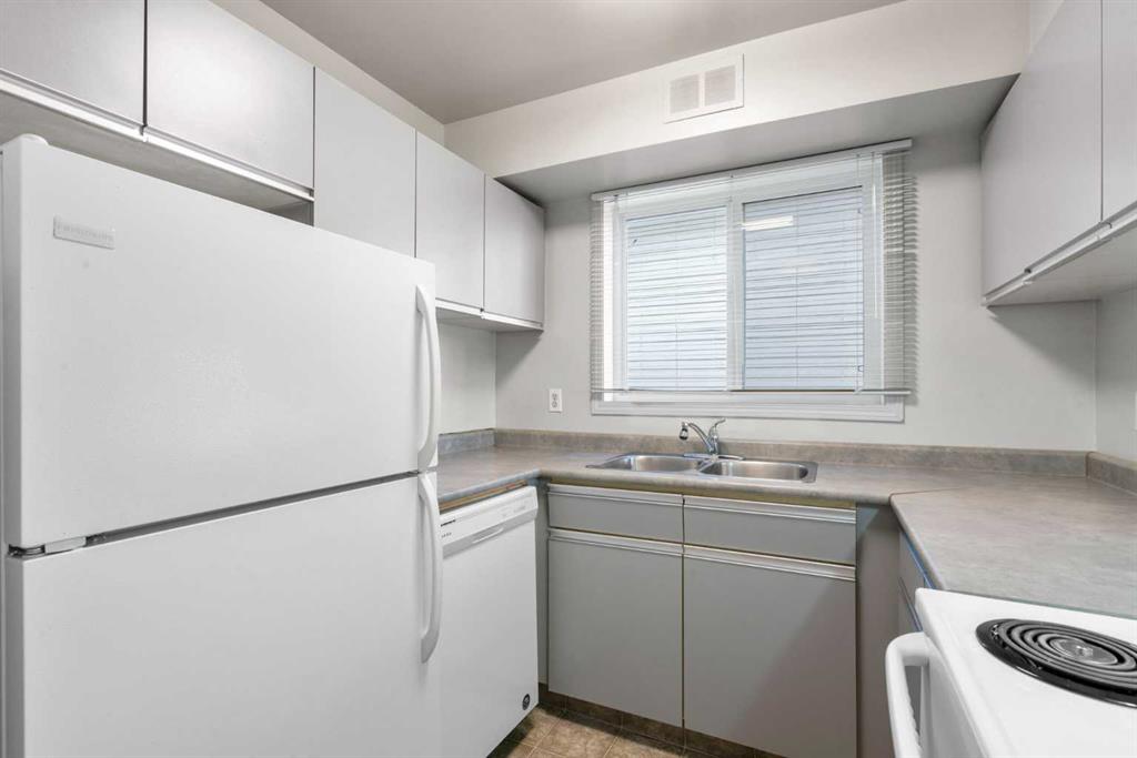 Additional image 4 of 306-1720 13 Street SW, Calgary, AB, T2T 3P4