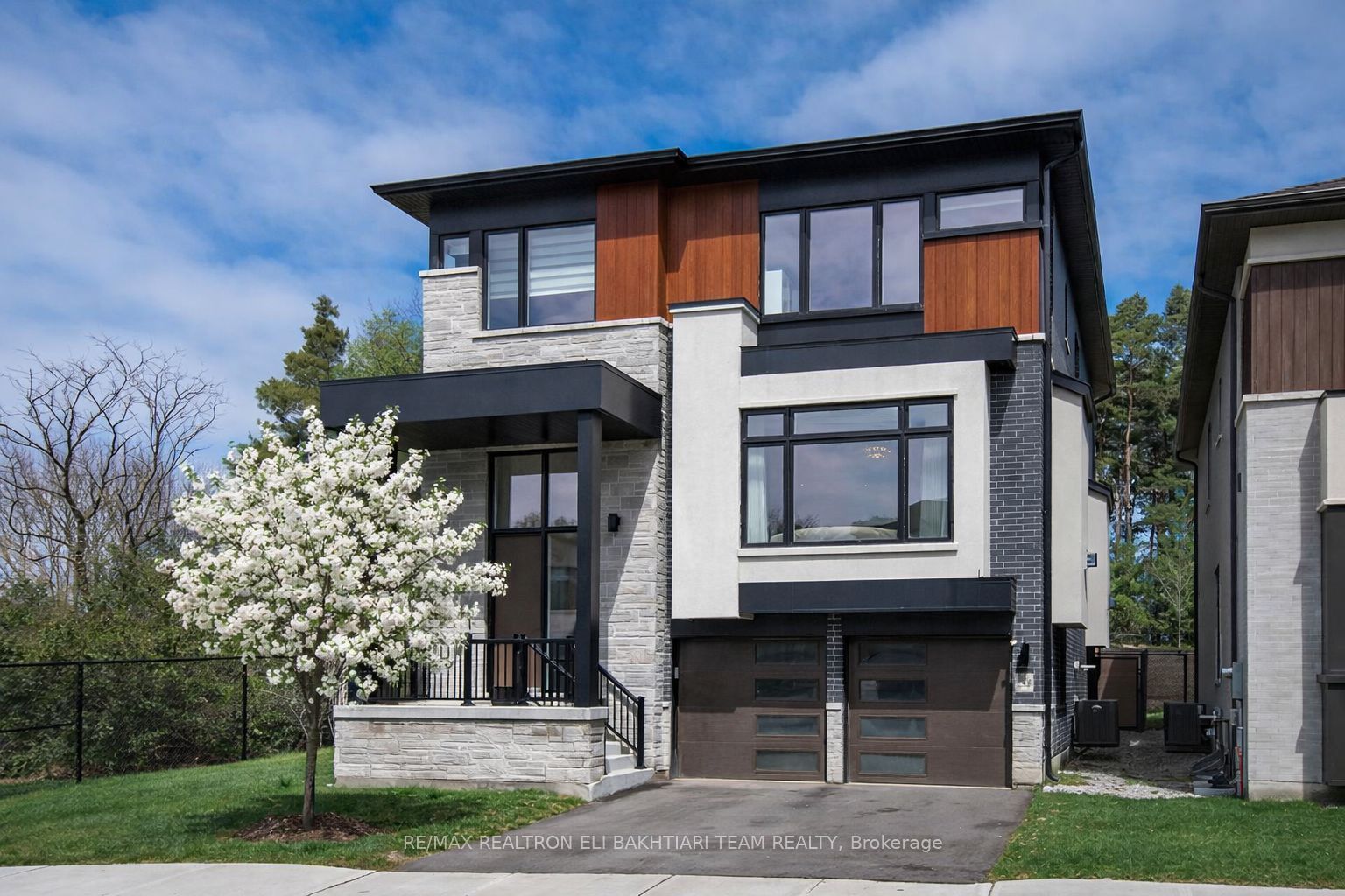 Additional image 3 of 50 Royal Hill Court, Aurora, ON, L4G 3Z7