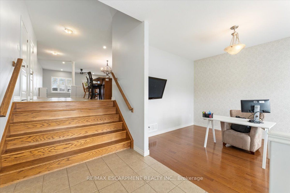 66 Magnificent Way, Hamilton, ON, L0R 1C0 photo 5
