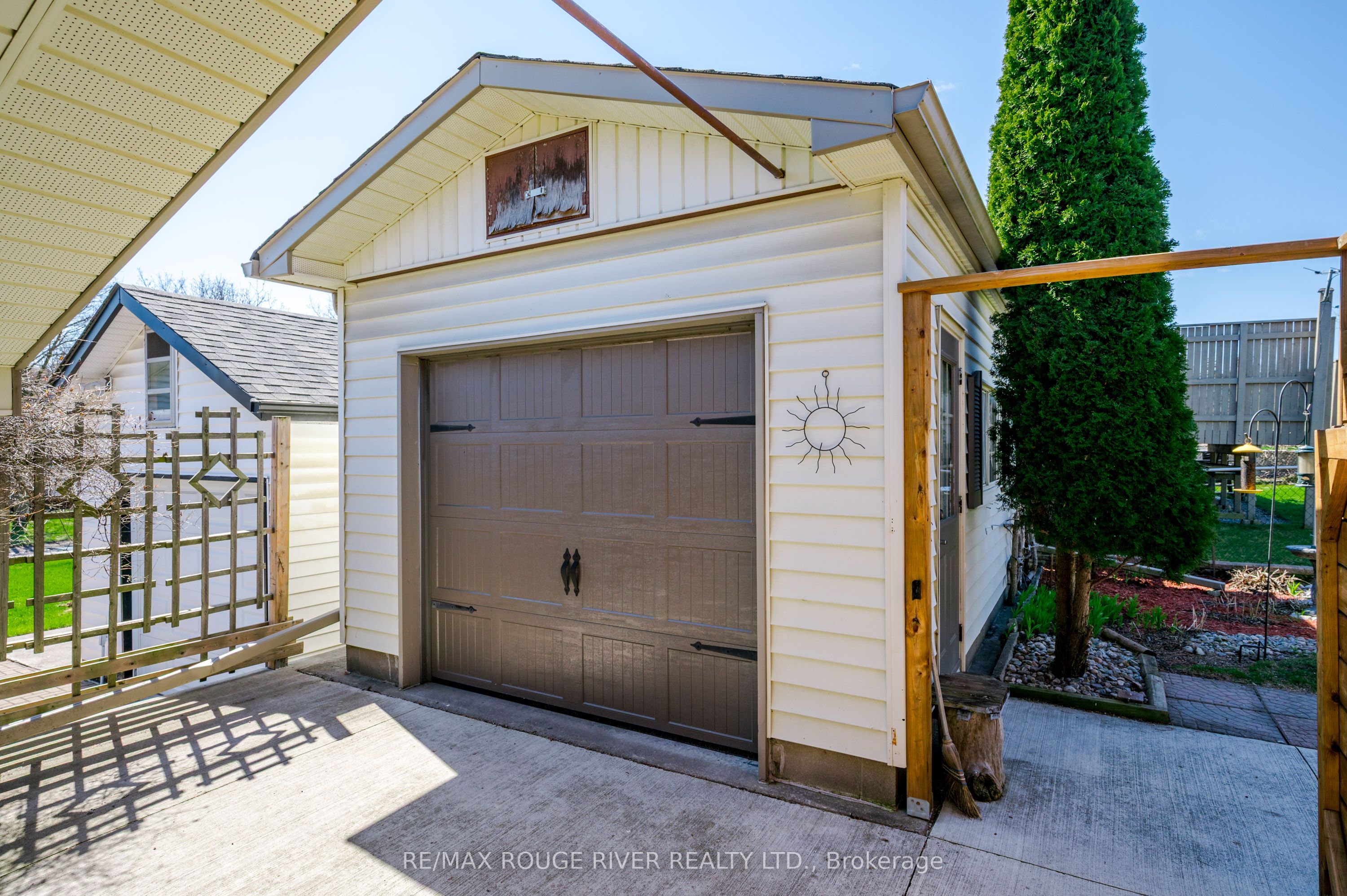 Additional image 5 of 712 Otonabee Drive, Peterborough, ON, K9J 7P9