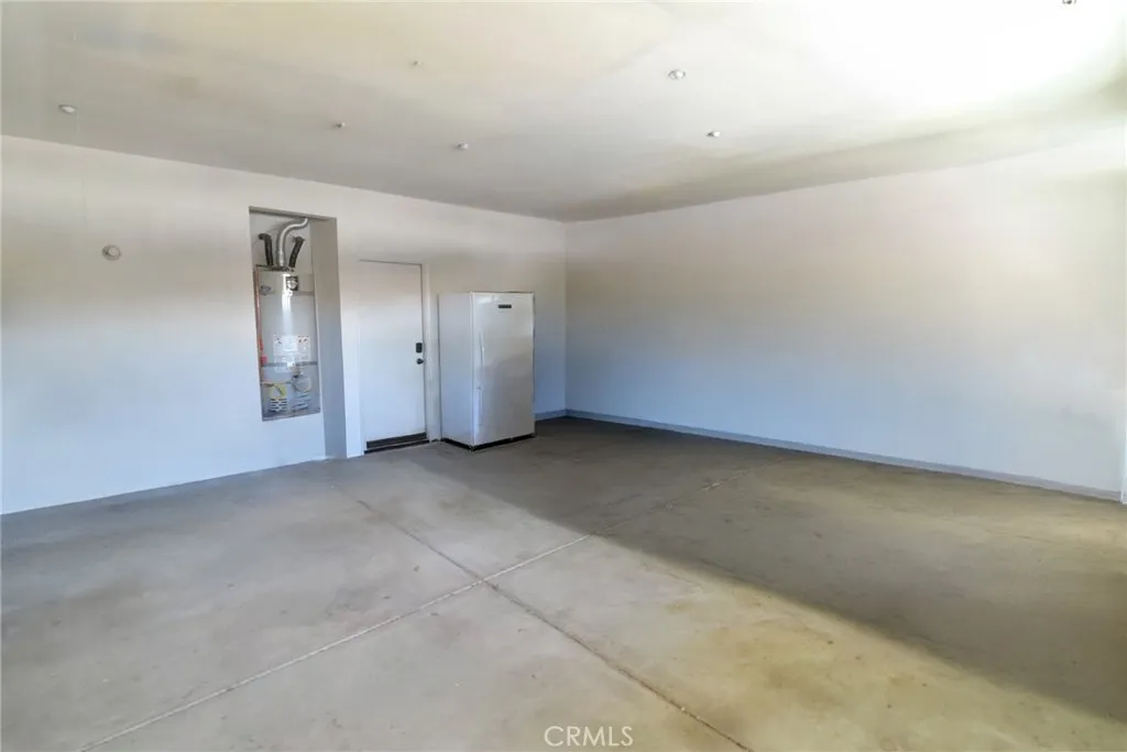 Additional image 34 of 15230 Rosewood Cir, Fontana, CA 92336