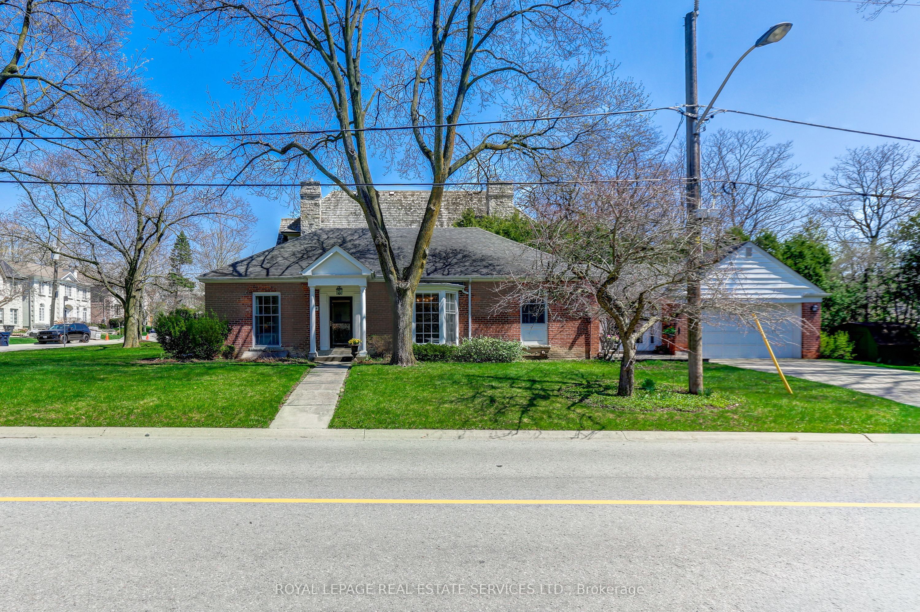 44 Highland Crescent, Toronto, ON, M2L 1G6