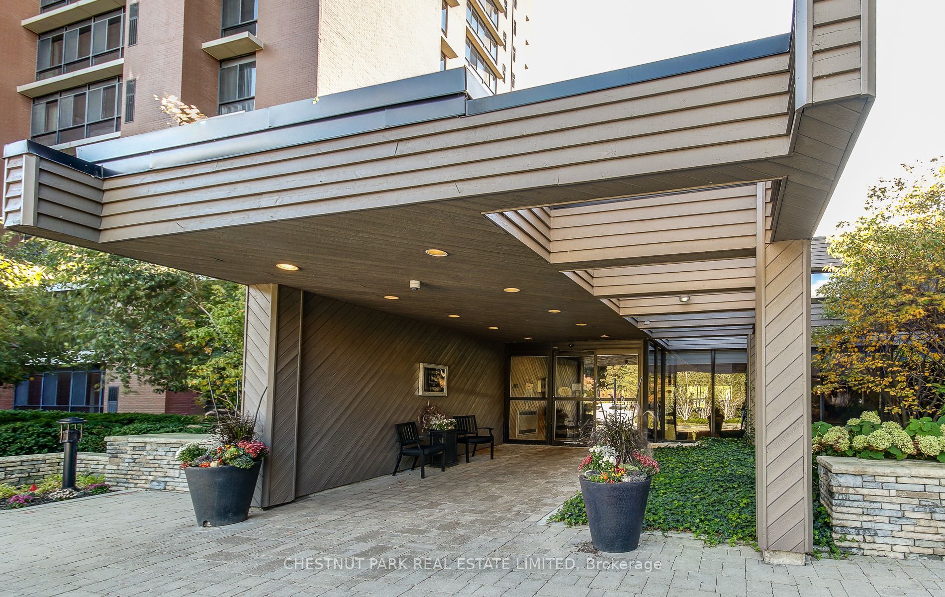 Additional image 4 of 1216-1400 Dixie Road, Mississauga, ON, L5E 3E1