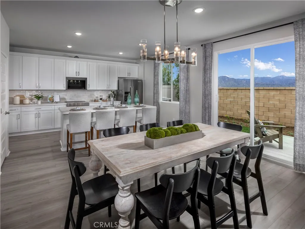 Additional image 2 of 2069 Grapefruit Street, Redlands, CA 92374