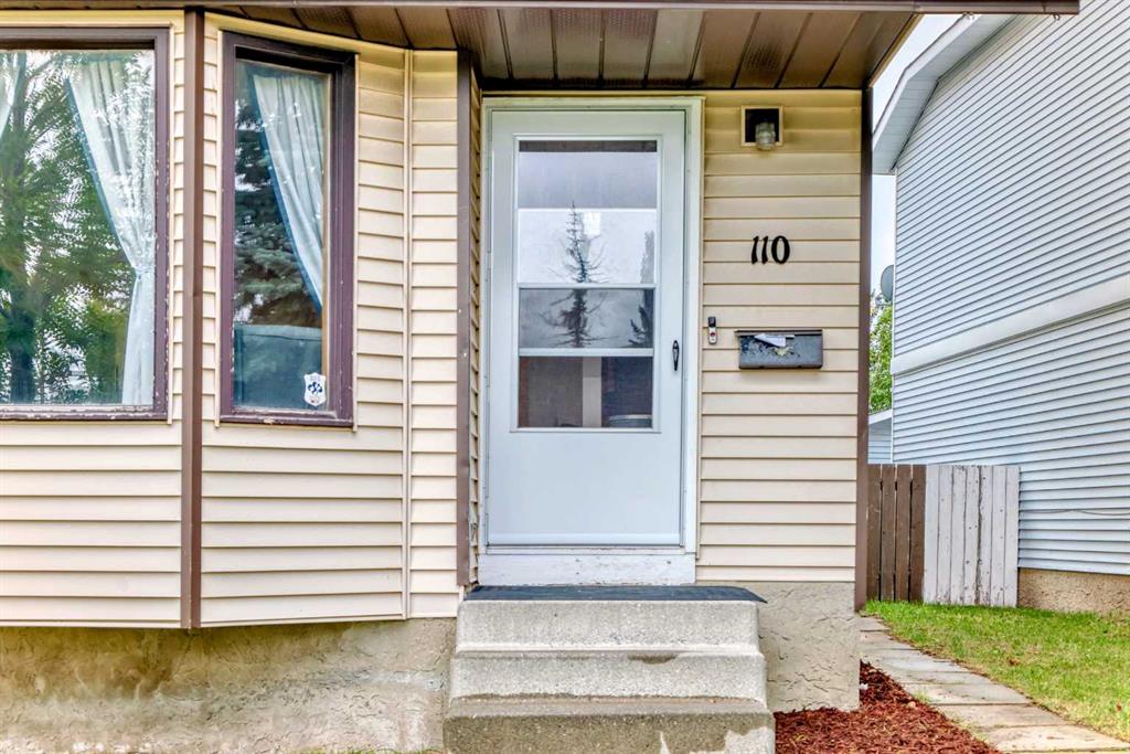 Additional image 4 of 110 Edgeburn Crescent NW, Calgary, AB, T3A 4K3