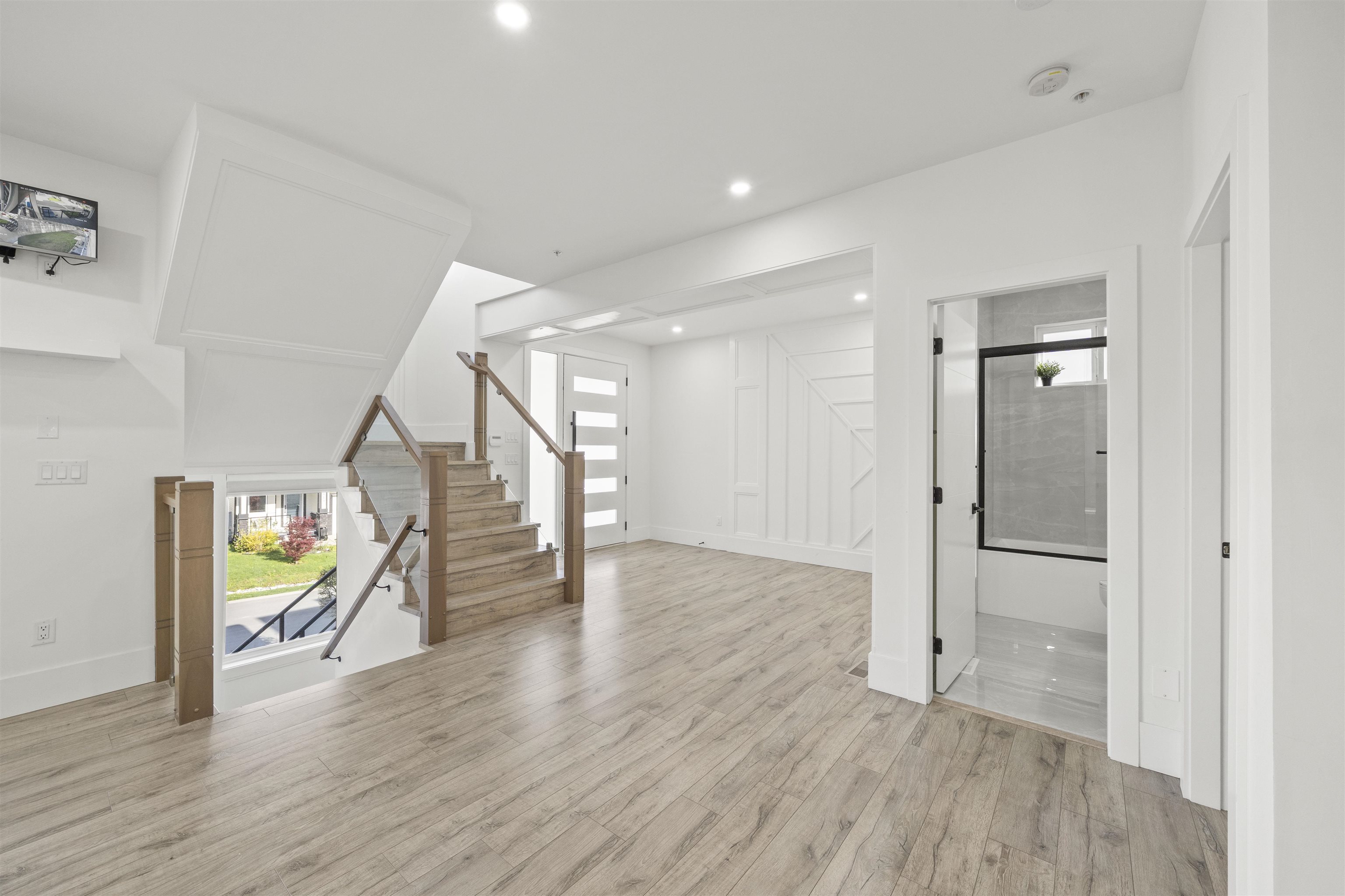 Additional image 6 of 10500 Mcveety Street, Maple Ridge, BC, V2W 0K3
