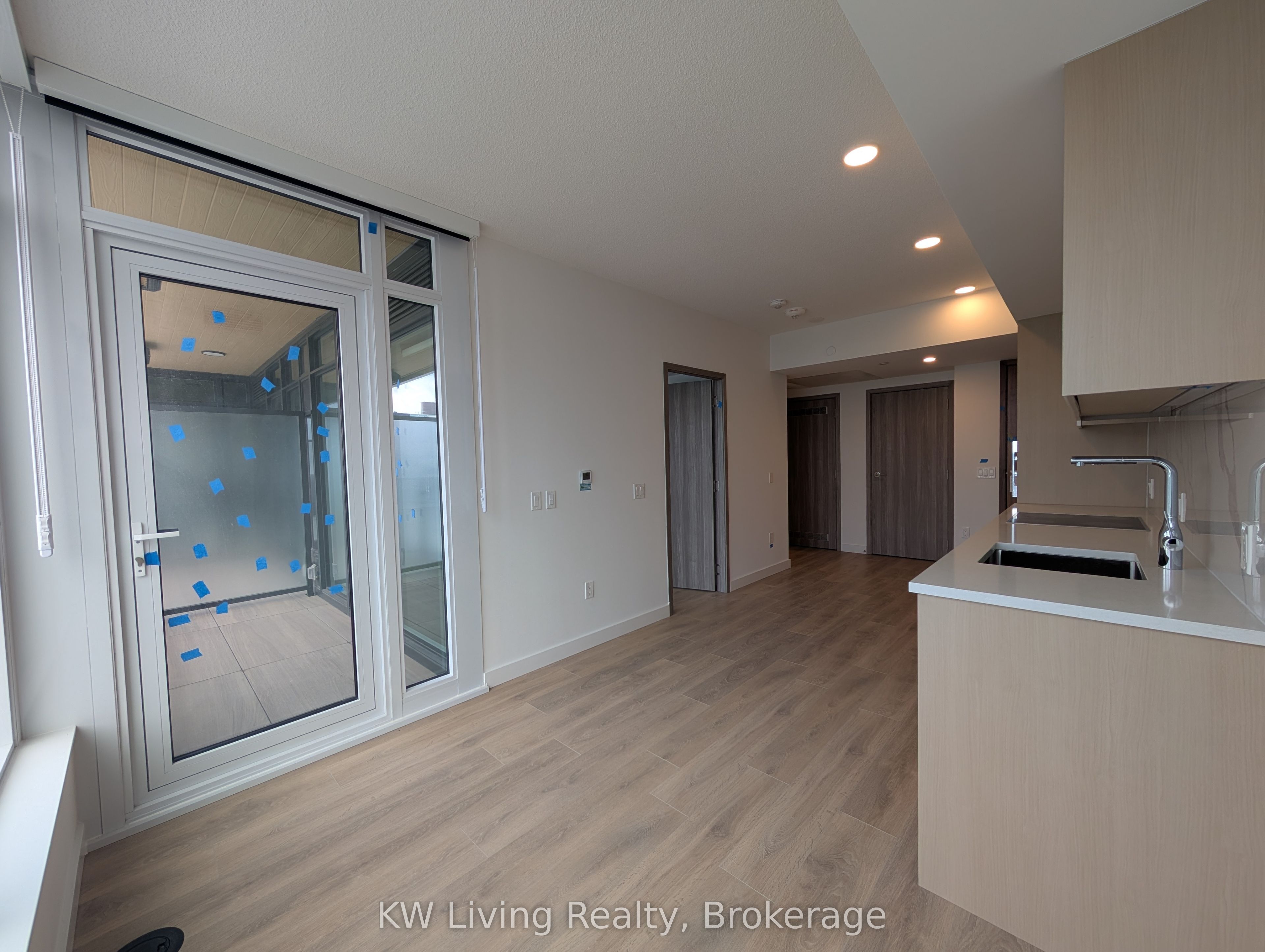 Additional image 5 of 4315-1 Concord Cityplace Way, Toronto, ON, M5V 0X3