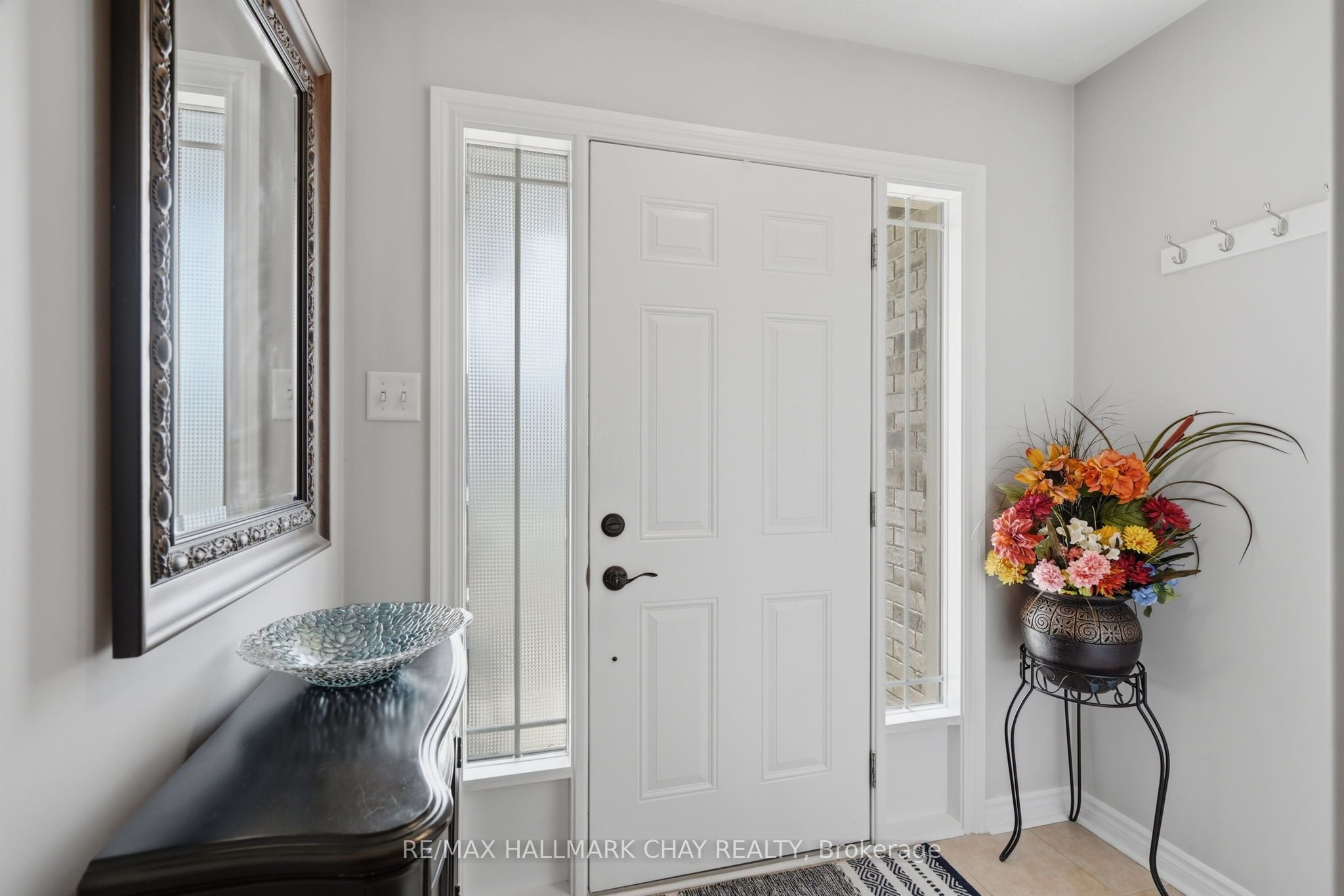 Additional image 3 of 215 Banting Crescent, Essa, ON, L3W 0P8