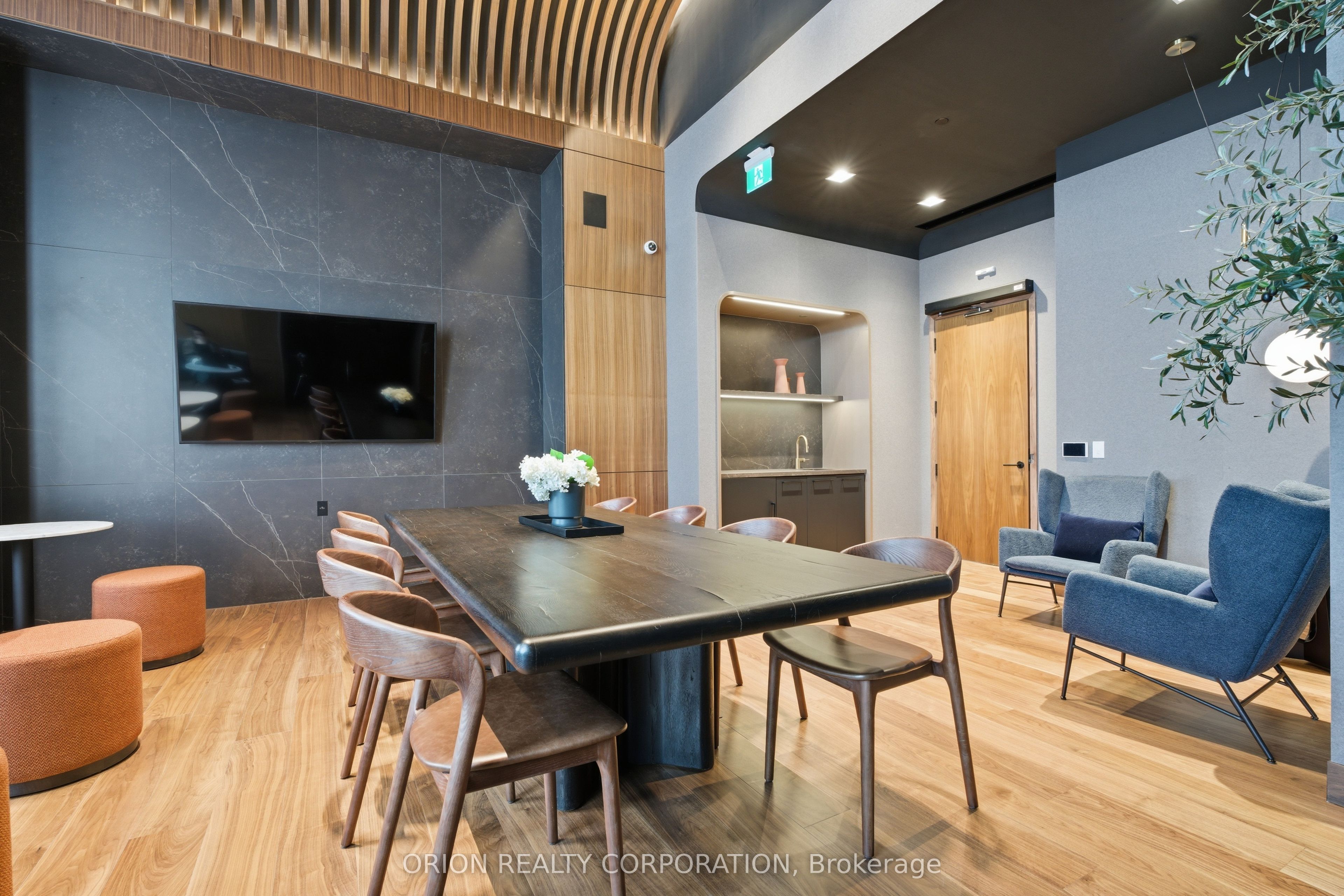 Additional image 3 of 1704-3240 William Coltson Avenue, Oakville, ON, L6H 8C8