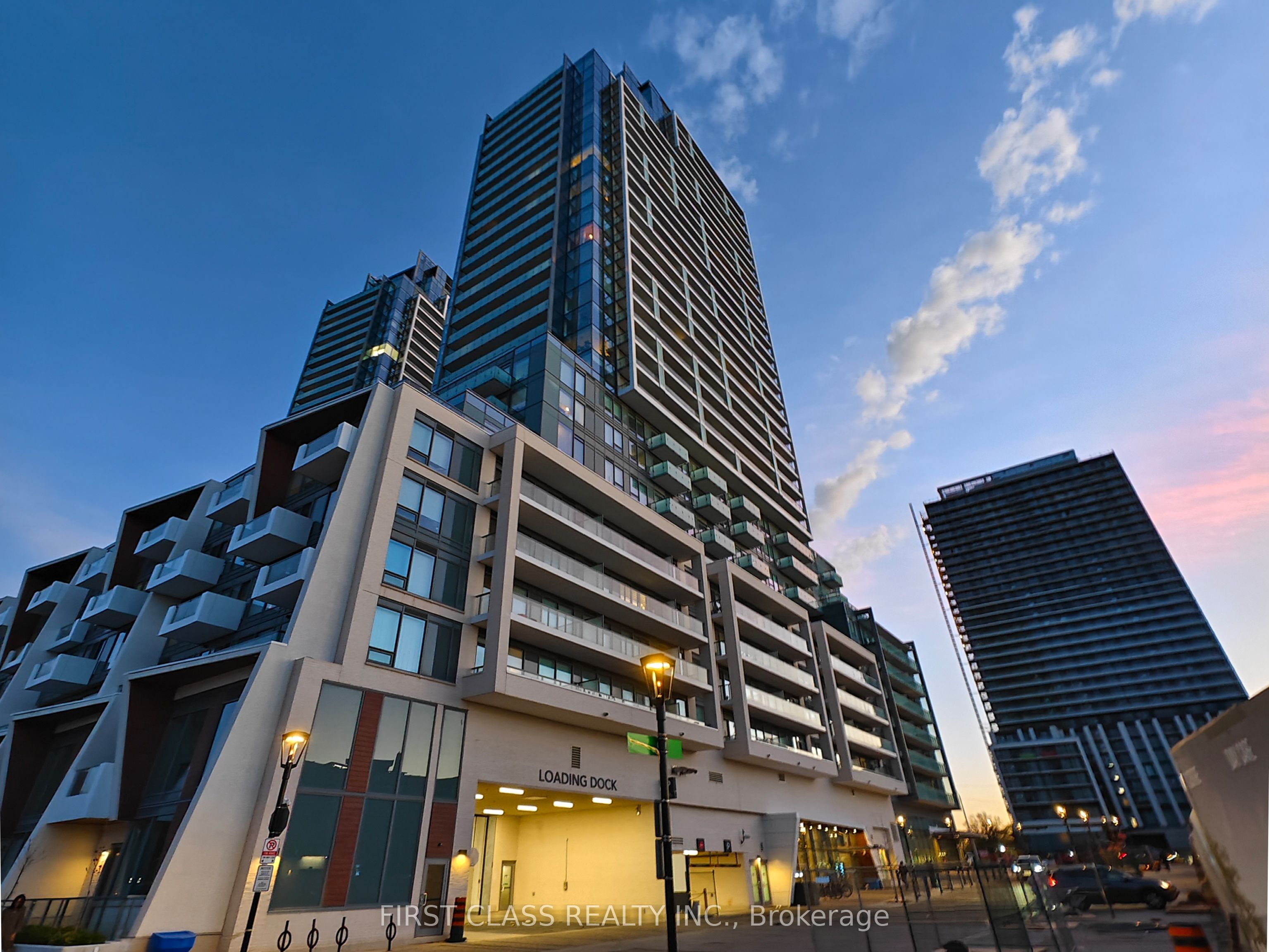 S1204-8 Olympic Garden Drive, Toronto, ON, M2M 0B9