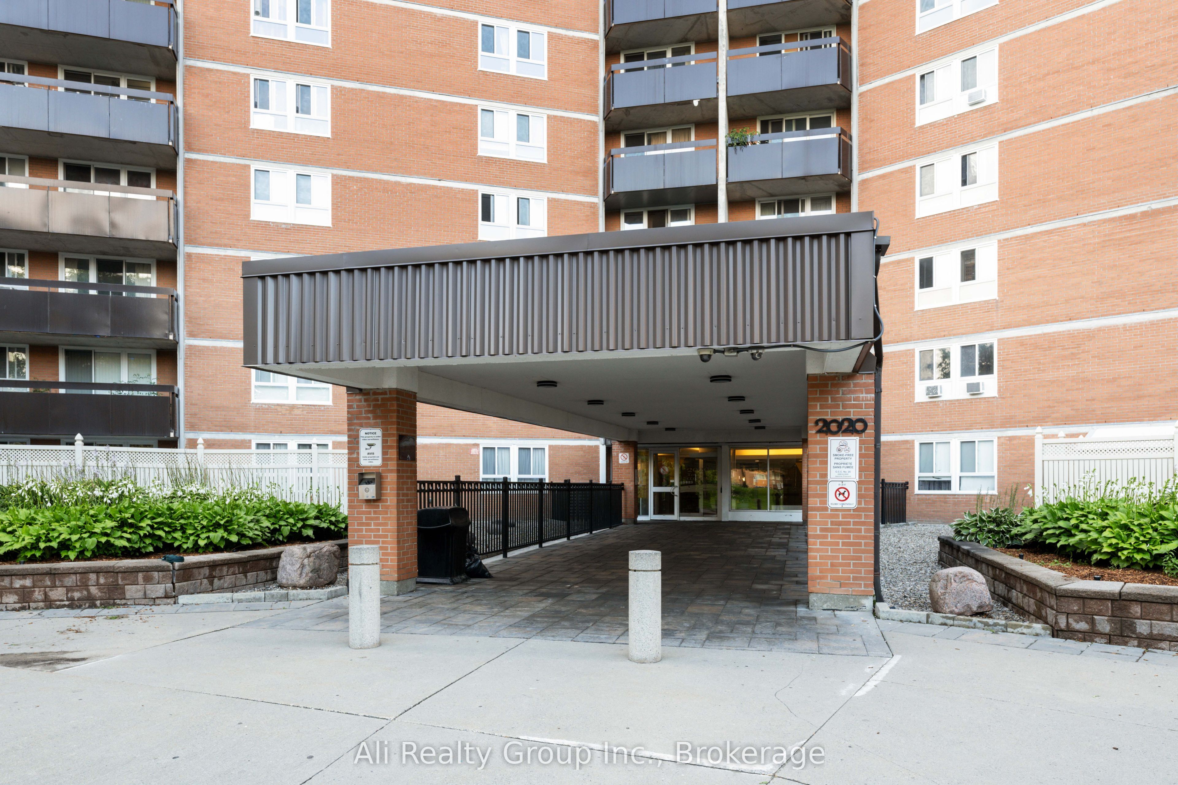 Additional image 3 of 1218-2020 Jasmine Crescent, Ottawa, ON, K1J 8K5