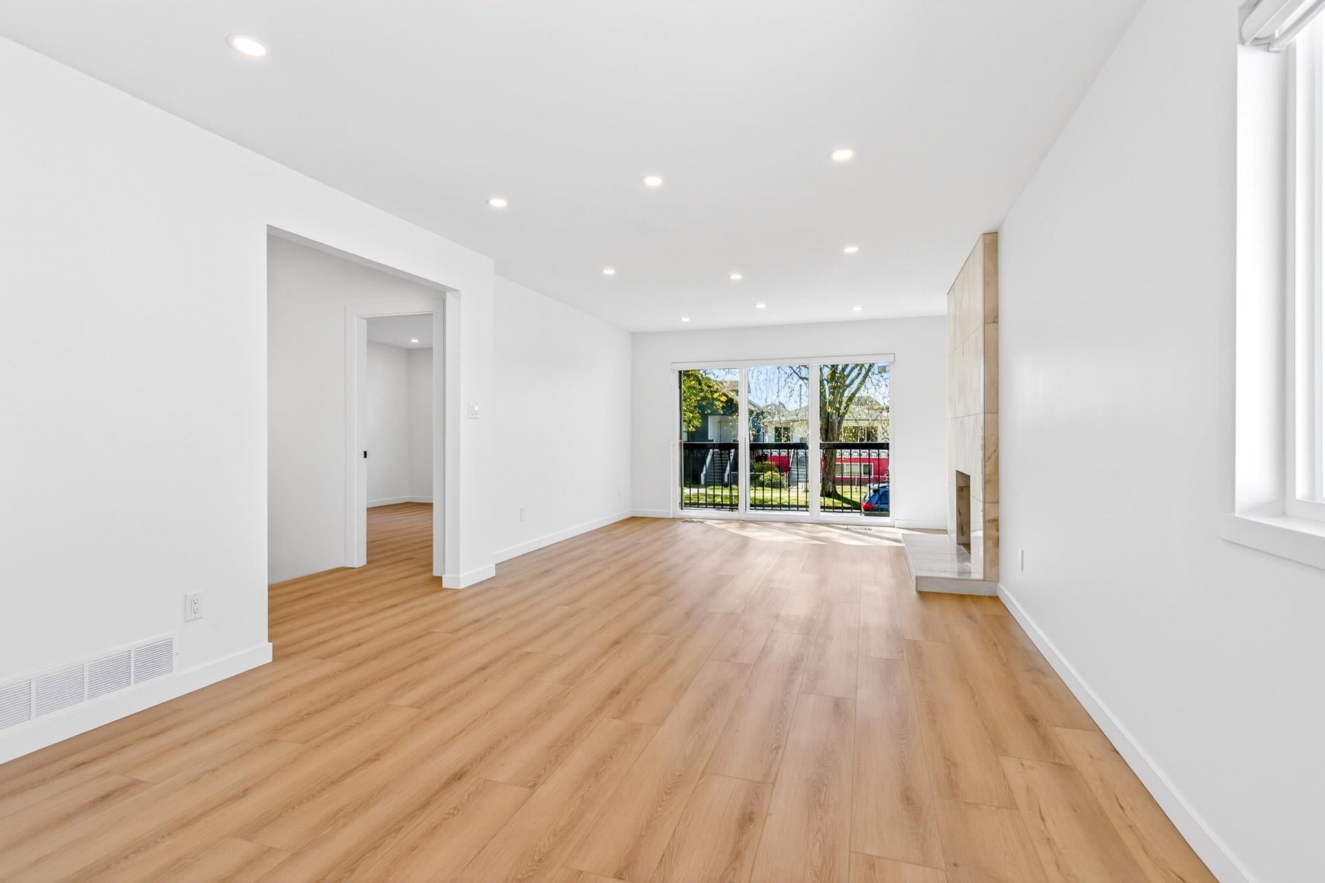 Additional image 6 of 2085 Waverley Avenue, Vancouver, BC, V5P 1R4