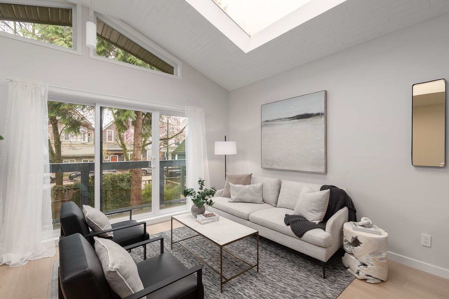 Additional image 2 of 721 Pender Street E, Vancouver, BC, V6A 1V8