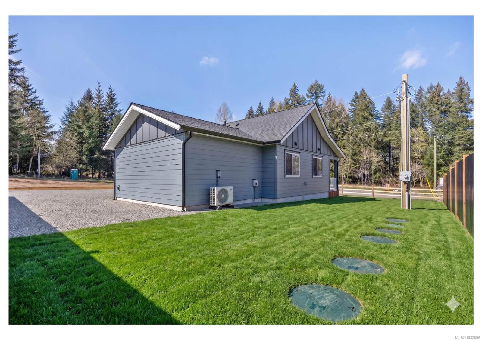 Additional image 4 of 1963 Wilfred Road, Black Creek, BC, V9J 1J8