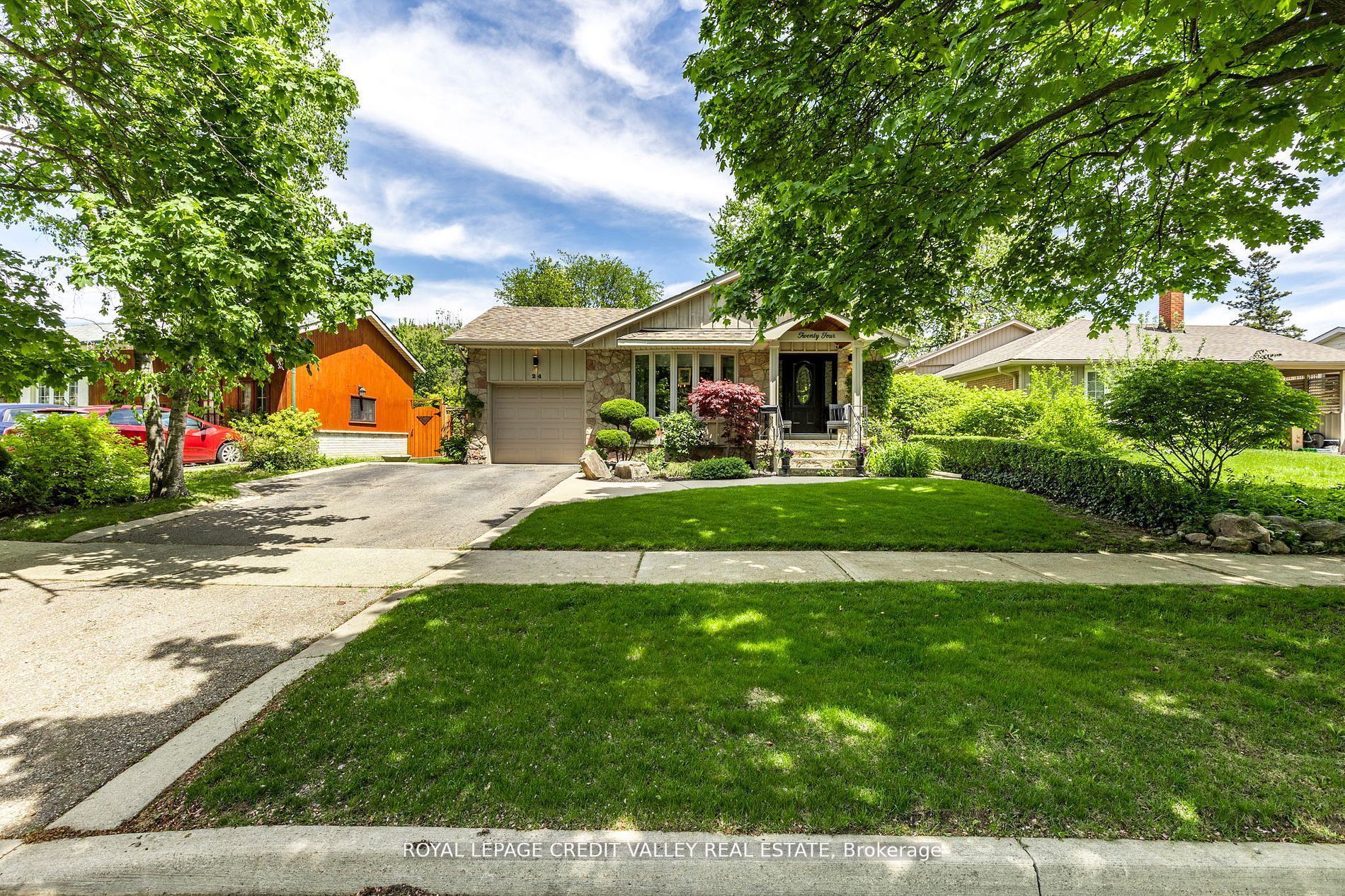 24 Ladore Drive, Brampton, ON, L6Y 1V5