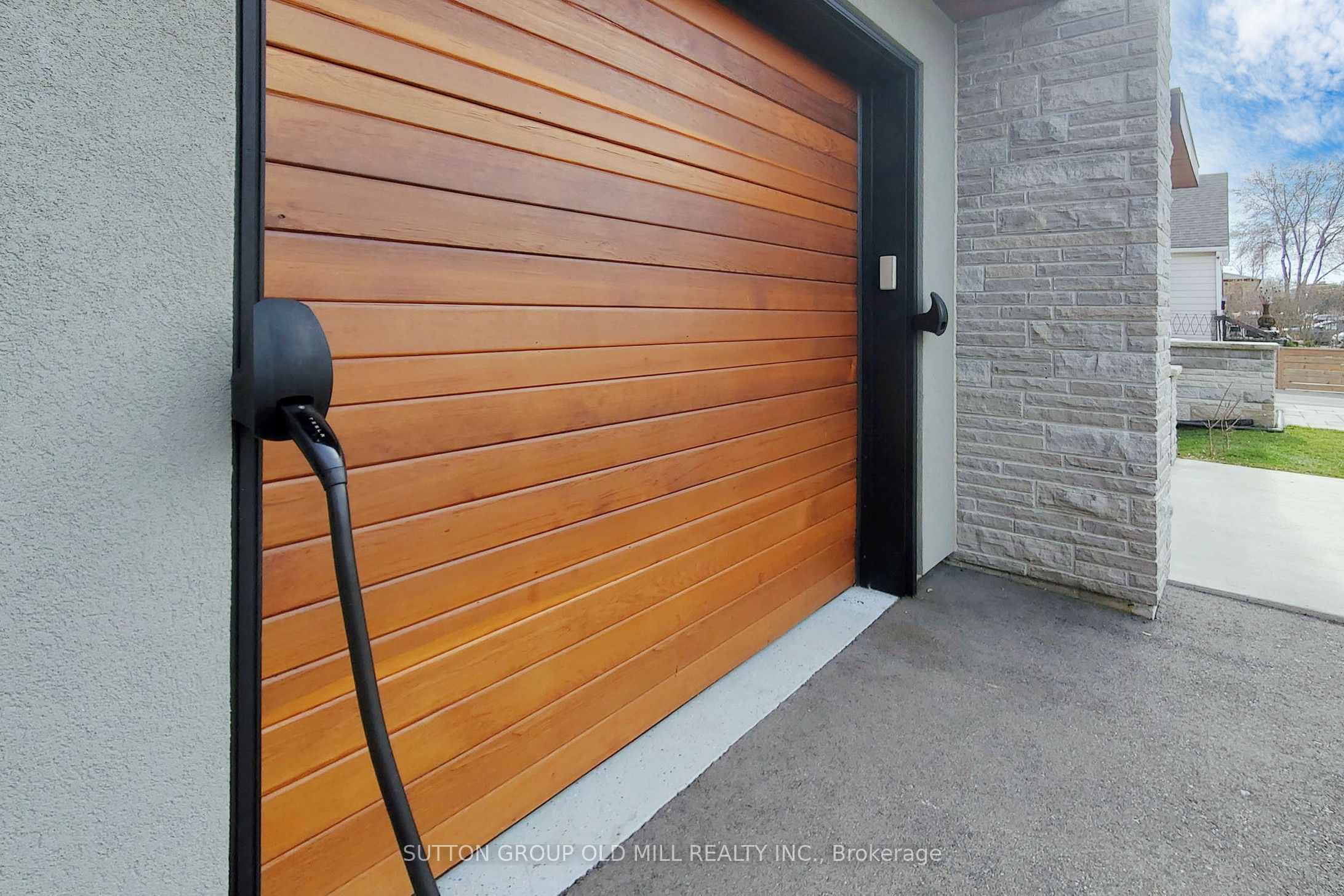 Additional image 3 of 1086 Gardner Avenue, Mississauga, ON, L5E 1B7