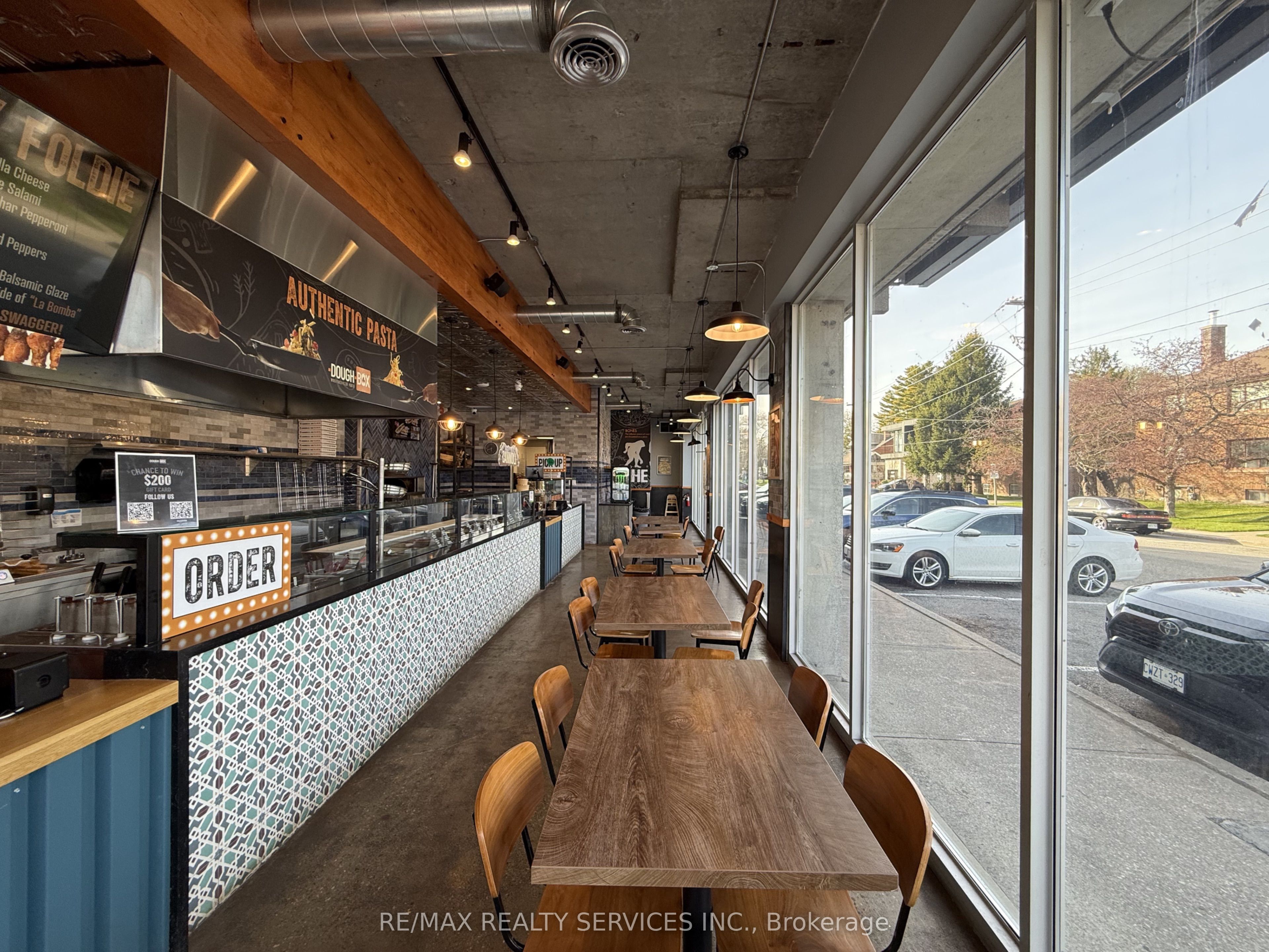 Additional image 4 of 230 Lakeshore Road E, Mississauga, ON, L5G 1G7
