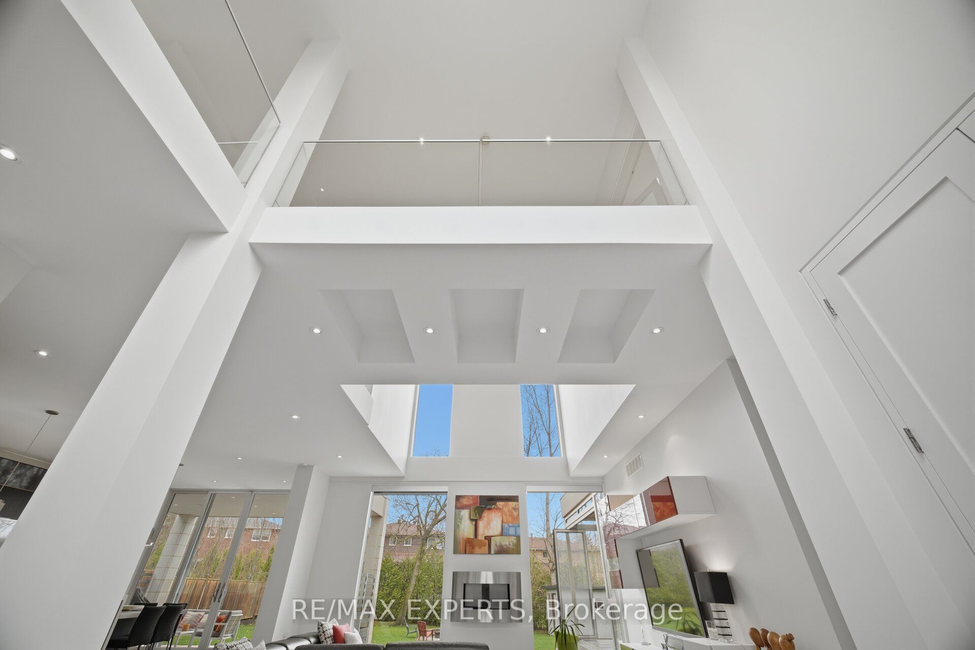 Additional image 5 of 1527 Glenhill Crescent, Mississauga, ON, L5H 3C4