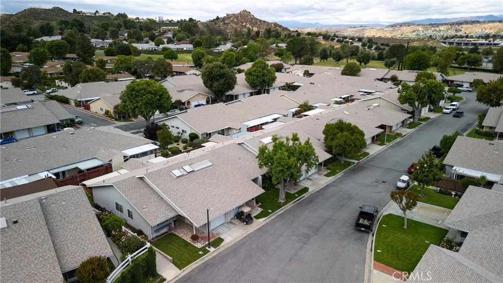 Additional image 44 of 26801 Circle Of The Oaks, Newhall, CA 91321