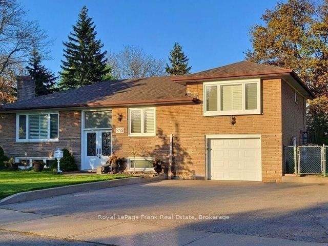 Lower-249 Lucas Street, Richmond Hill, ON, L4C 4P9