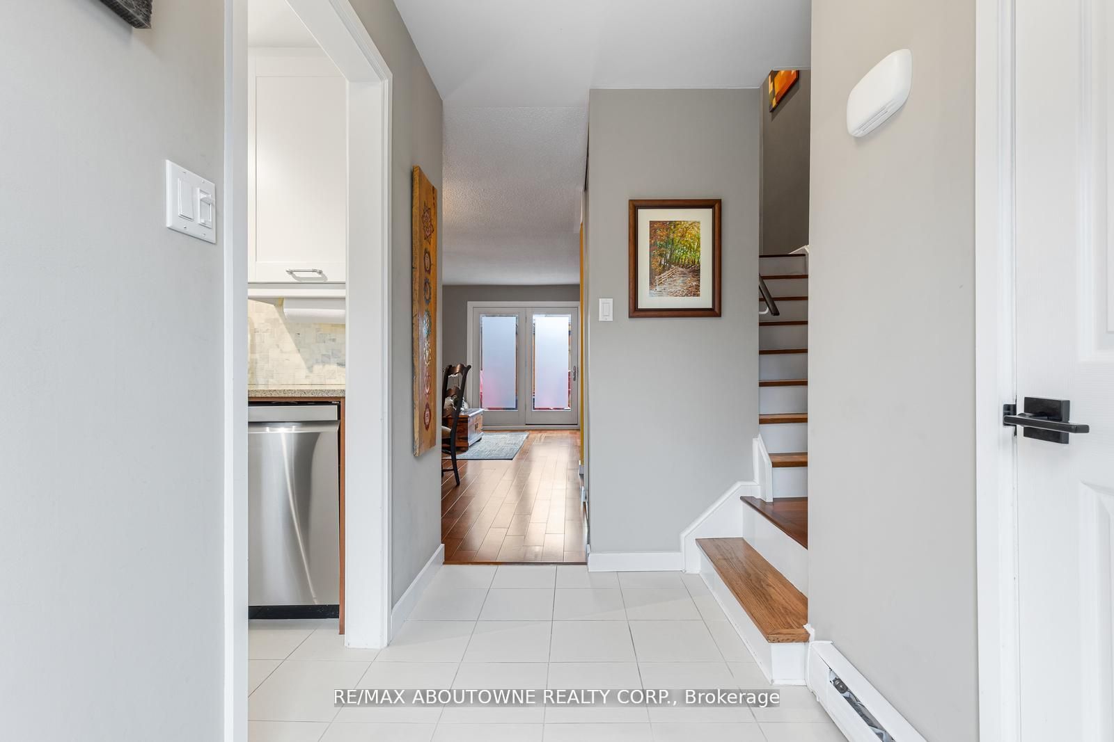 Additional image 4 of 71 Sarah Lane, Oakville, ON, L6L 3V2