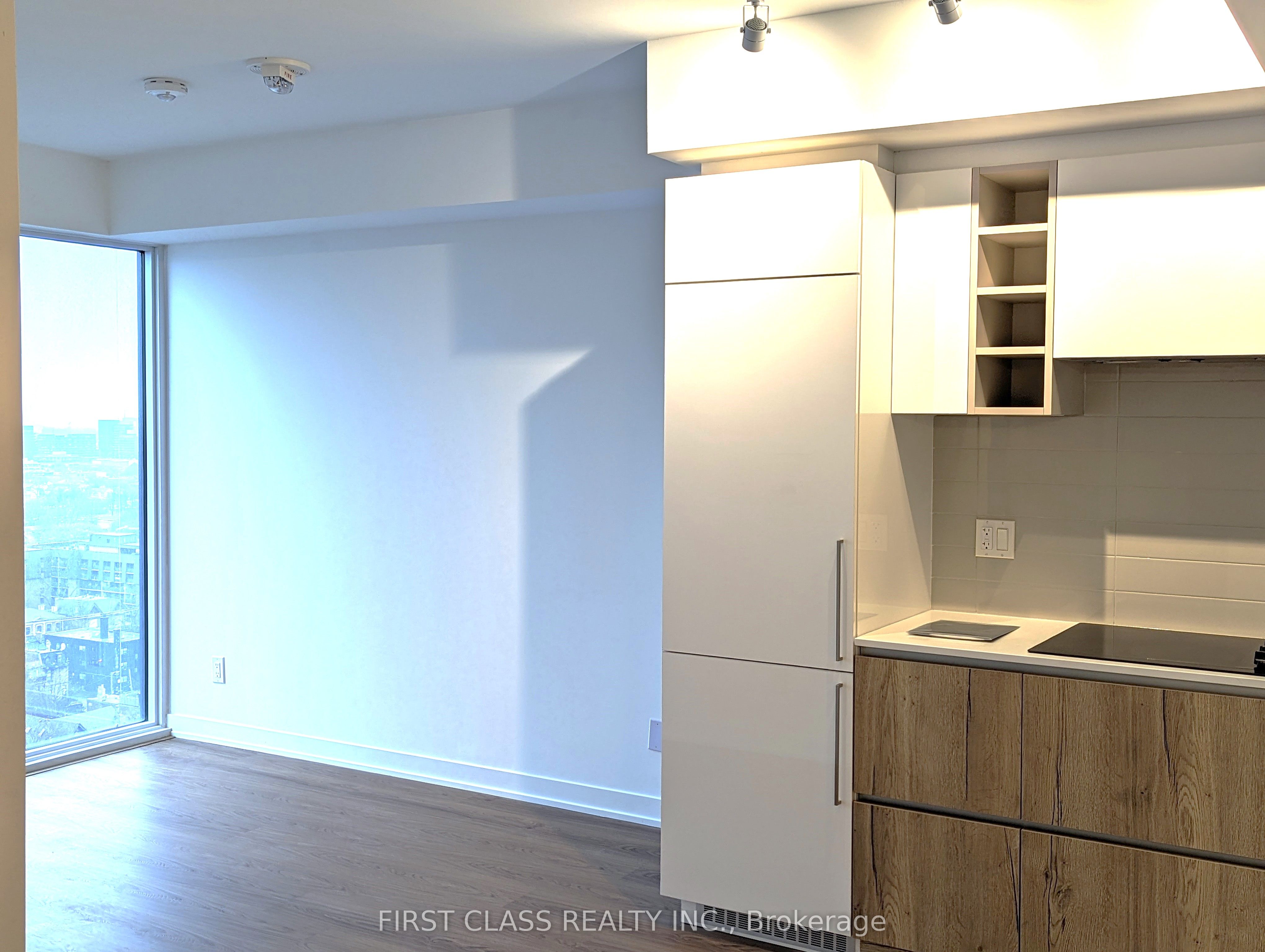 2011-319 Jarvis Street E, Toronto, ON, M5B 2C2 photo 5