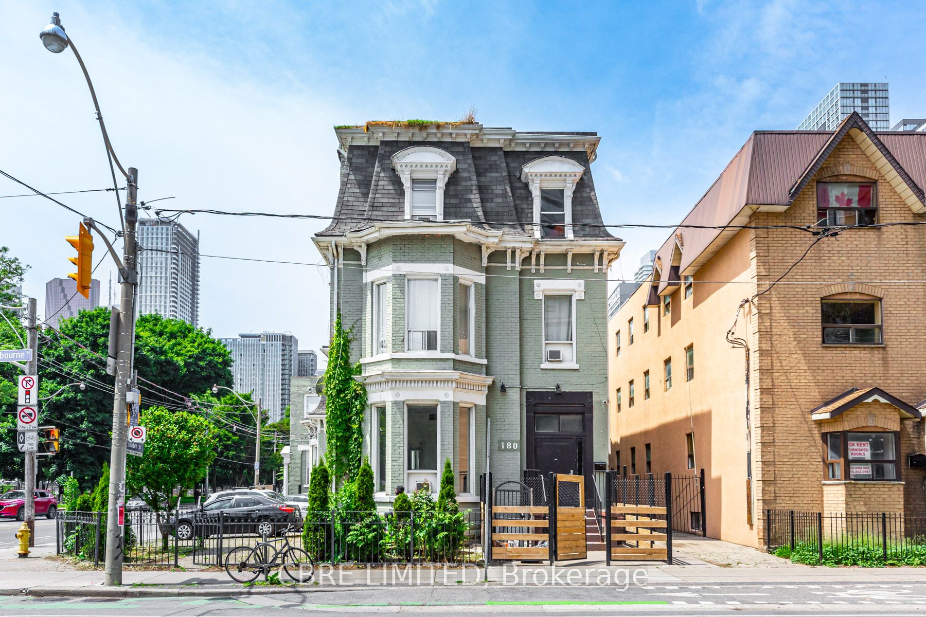 180 Sherbourne Street, Toronto, ON, M5A 2R7